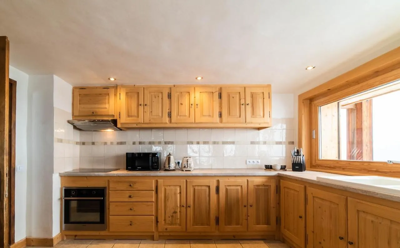 Chalet Vue Mont-Blanc, +4 Chambres, Cheminee Megeve
