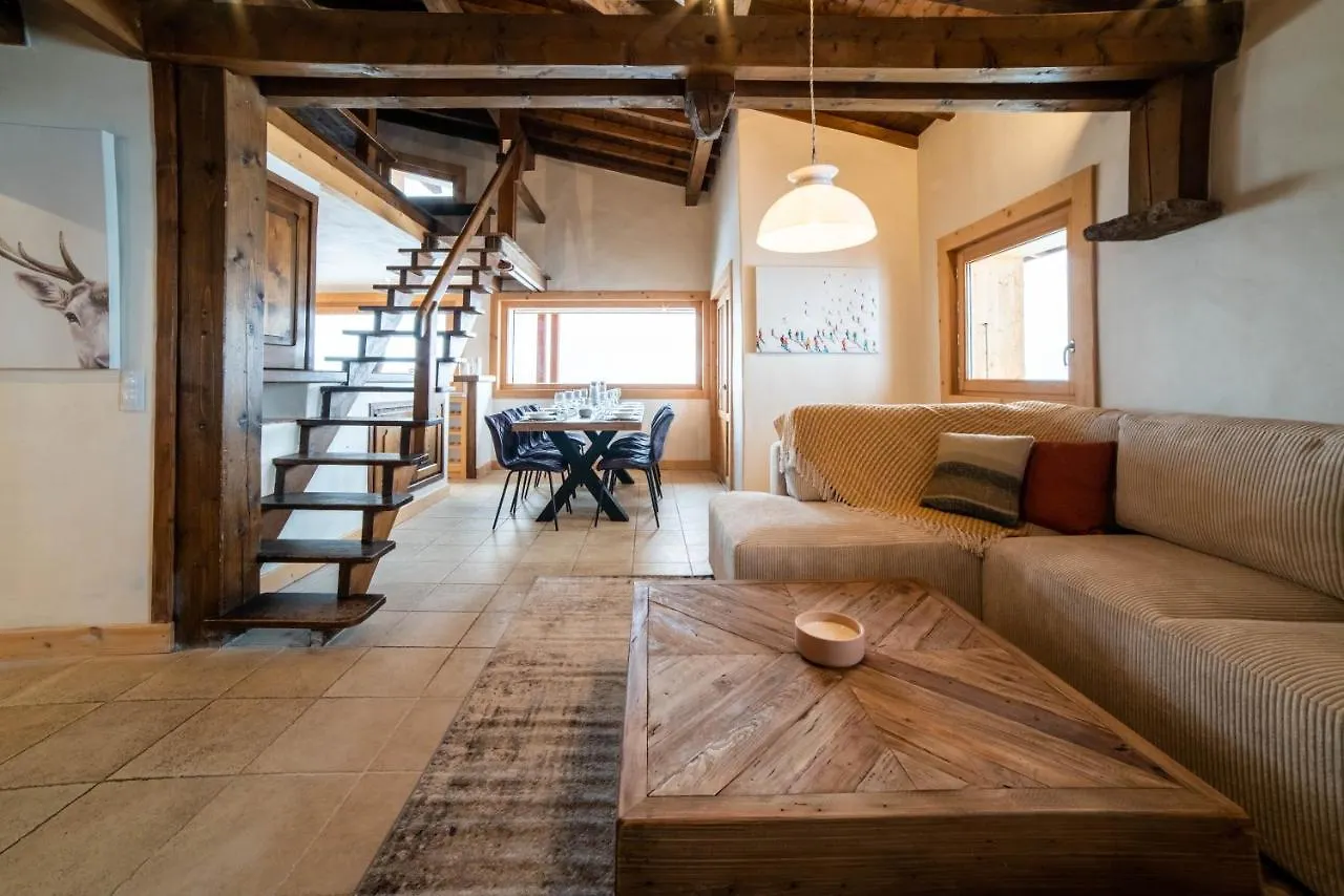 Chalet Vue Mont-Blanc, +4 Chambres, Cheminee Megeve